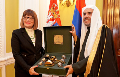 7. februar 2020. Predsednica Narodne skupštine Maja Gojković i generalni sekretar Muslimanske svetske lige Mehmed El-Isa